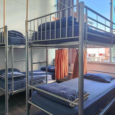 Metro Adventurer Backpackers Hostel Auckland Ngoại thất bức ảnh